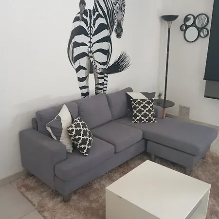 9 ¾ Apartamentos Vip La Falda Exterior photo