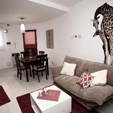 9 ¾ Apartamentos Vip La Falda Exterior photo